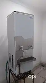 Water cooler and water filter