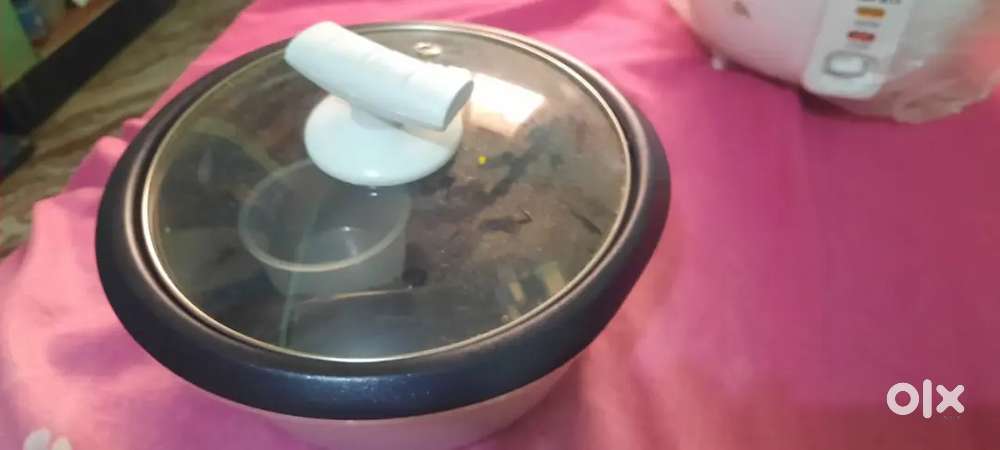 ELECTRIC RICE COOKER