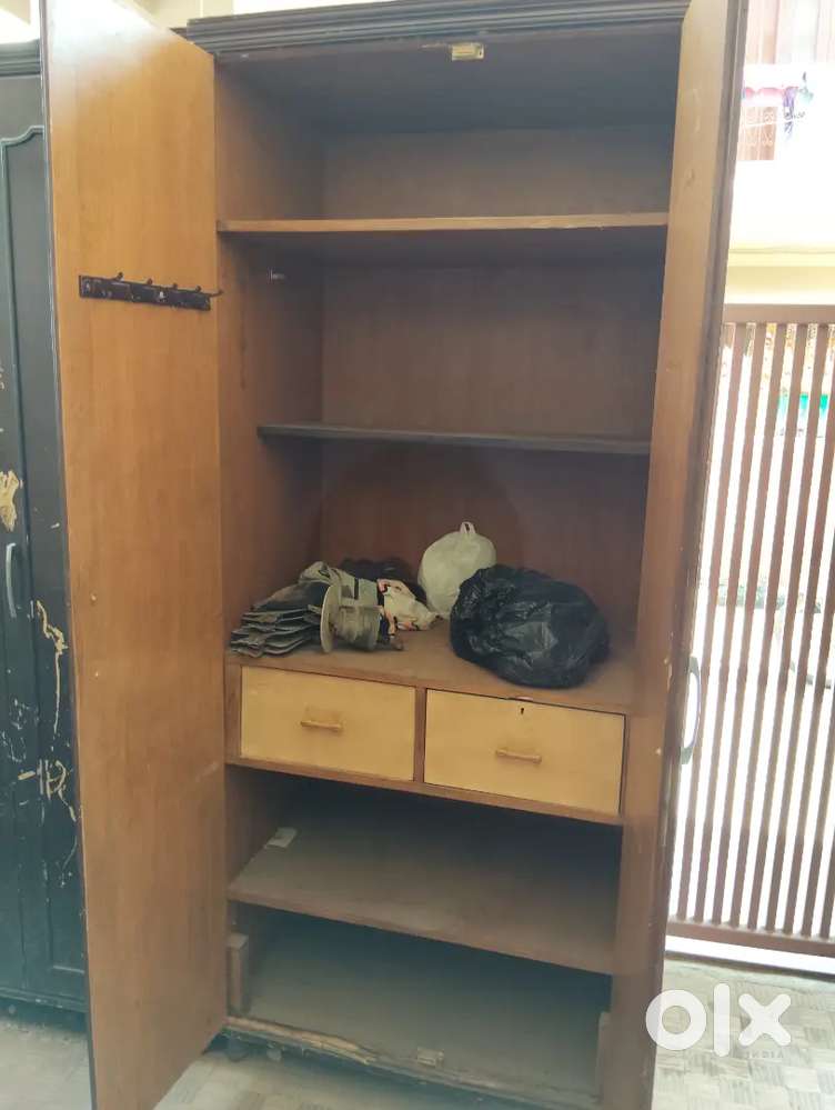 Wooden Wardrobe or almirah for sale