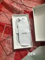 Bill box available..100% battery , small crack on back