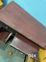 Computer table