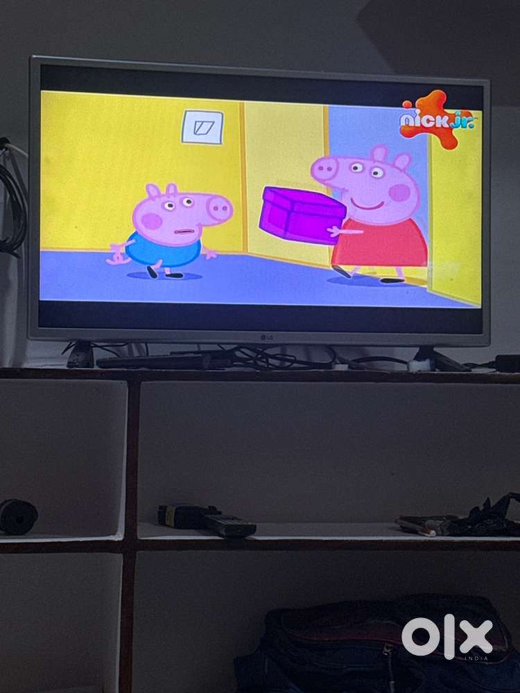 LG television 4k led 32 inches good condition