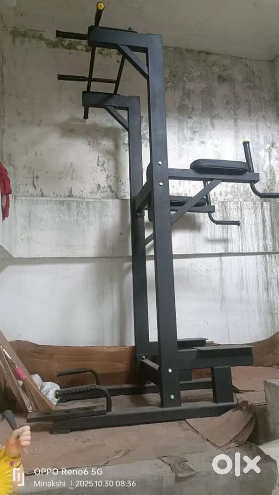 Parallel bar dips