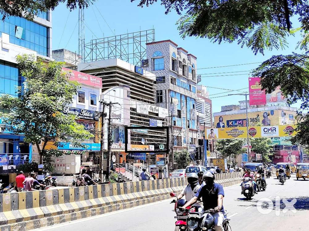 Office space in Daba gardens