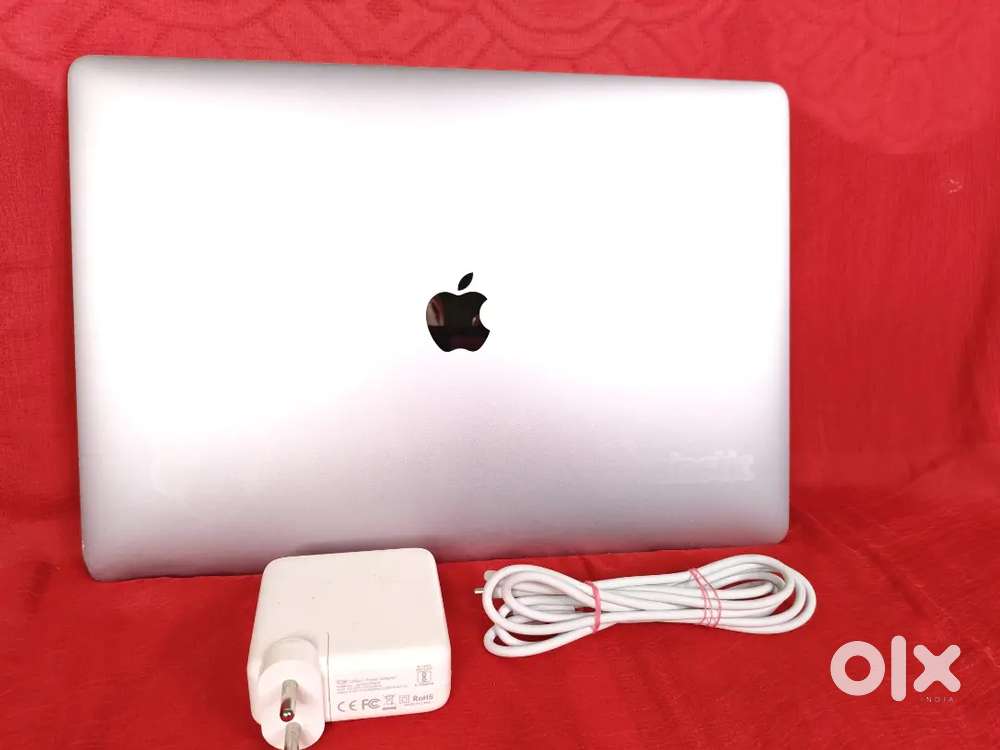 Apple Macbook pro laptop