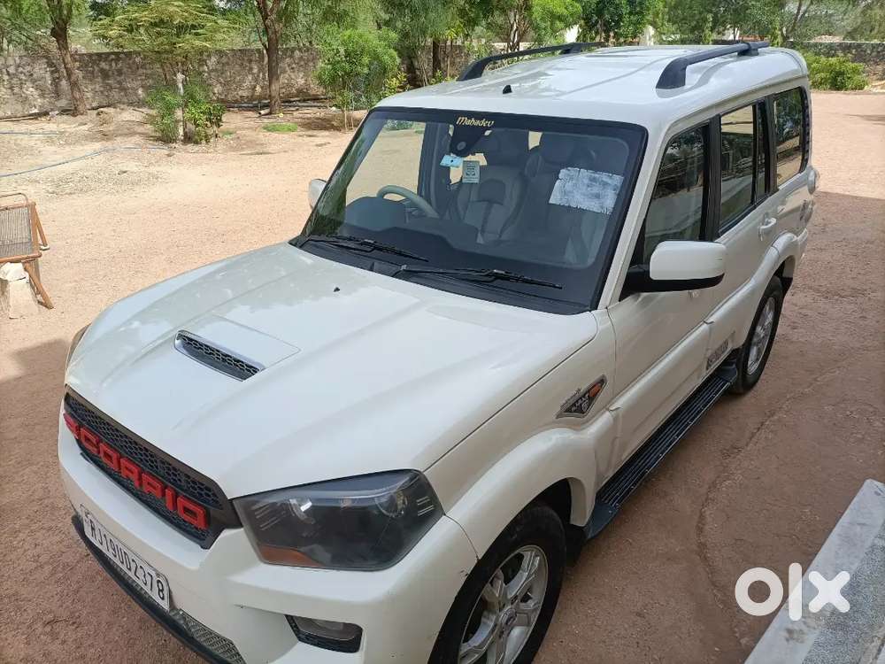 Mahindra Scorpio 2015 Diesel 139900 Km Driven full original like new