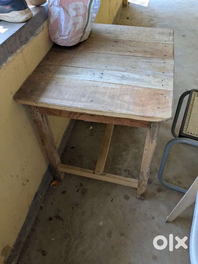 Many purpose and study table