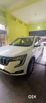 Mahindra XUV700 2022 Petrol Well Maintained