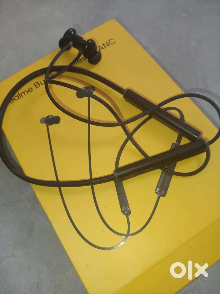 Realme buds wireless 5 ANC bill date 30 August 2025 . 3 month old
