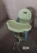 Kids study chair