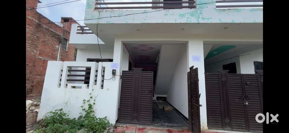 1200 sqft House for rent