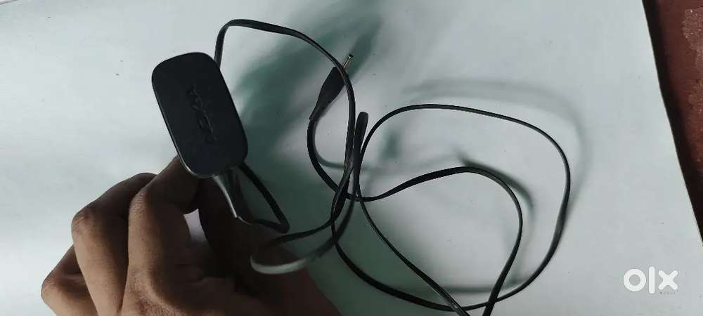 Nokia - Small pin charger for basic phones