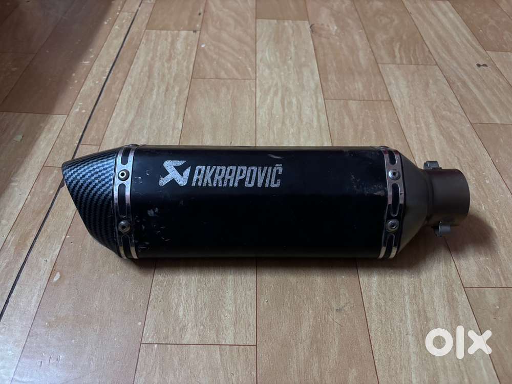Akrapovic exhaust with bend pipe for mt15 & r15