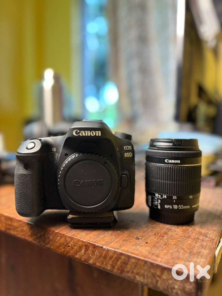 Canon 80D DSLR Combo Pack for Sale– Bag + Tripod + Batteries + SD Card