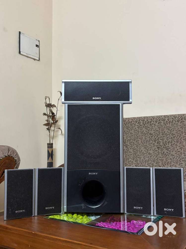 SONY 5.1 subwoofer and speakers