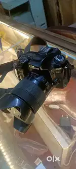 Conon 80D camera