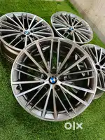 BMW ALLOY WHEELS 19 INCH SET OF 4 (FULLY GOOD CONDITION)
