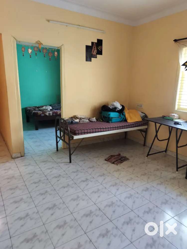 1 BHK flat for sharing only