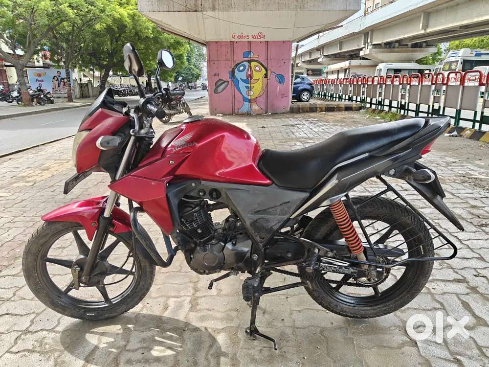 HONDA CB TWISTER 110 CC