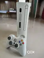 Xbox 360, 2 Controllers, 50+ games