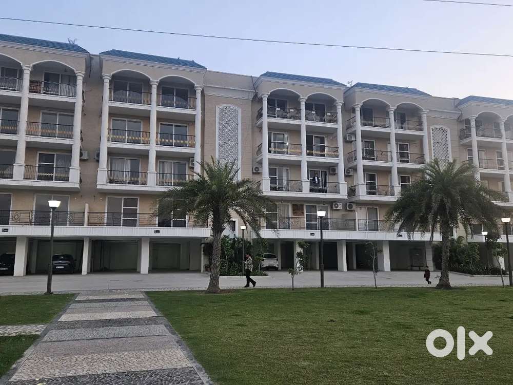 1620 Sqft UGF For Sale in Omaxe Celestia Royal New Chandigarh.