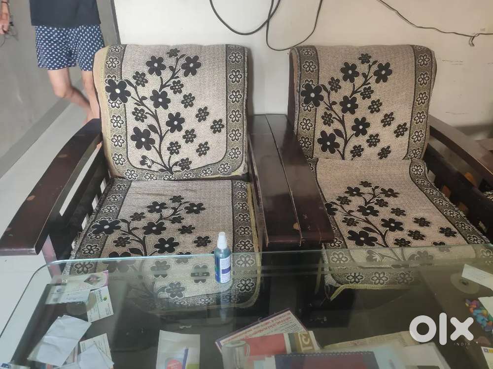 Sofaa set 5+2with tea table