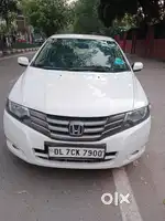 Honda City V AT, 2011, Petrol