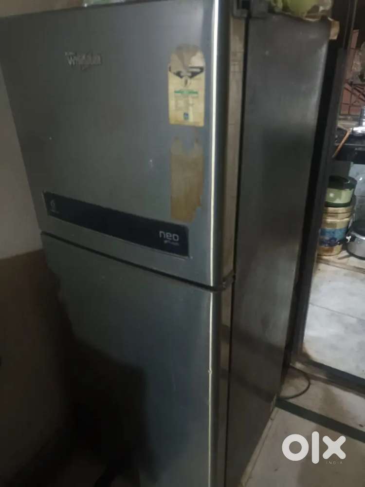 Whirlpool fridge 245l