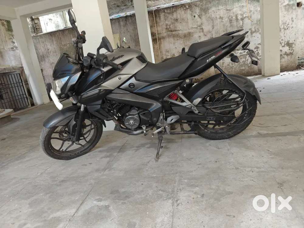 Bajaj Pulsar NS 160(2018 model)