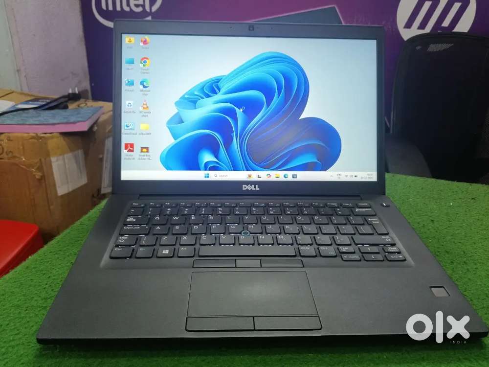Dell Latitude 7480 i5 Processor 8gb RAM 256gb SSDs 14 inchs Gud Workss