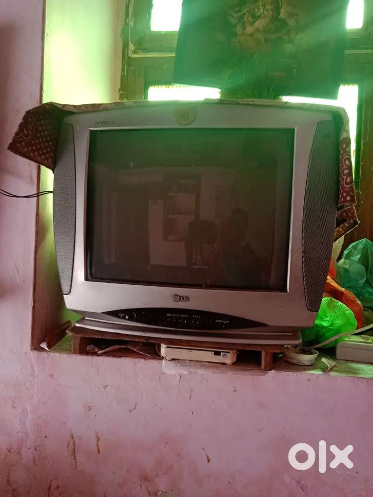 32 Inch LG TV 5000