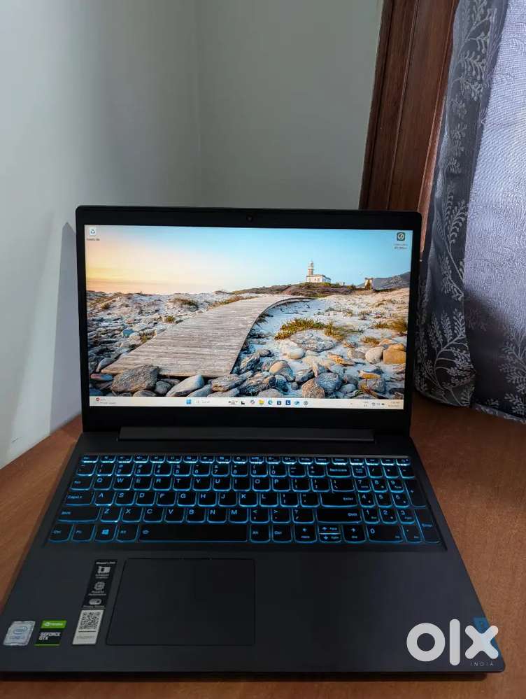 Lenovo IdeaPad L340 Laptop Intel core i5 3GB GTX 1050