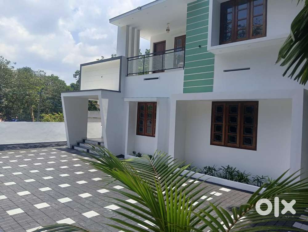 Mangalapuram Pothencode Road New House For Sale.