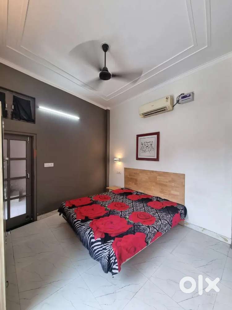 Furnished room with balcony, with kitchen attached washroom