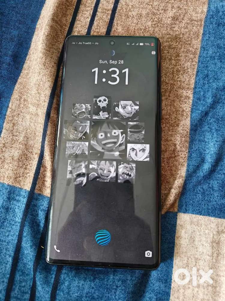 Vivo v29 1 year old
