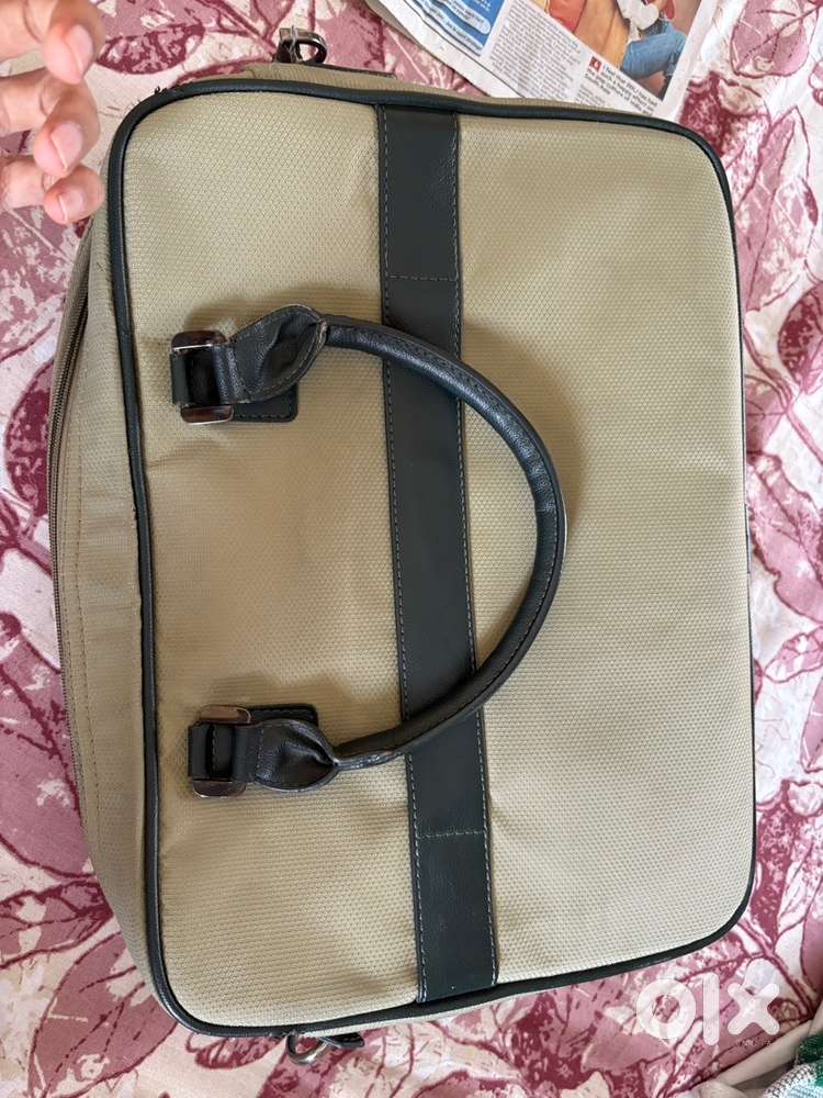 Laptop bag