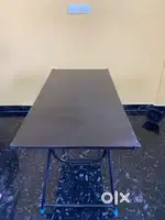 Foldable table