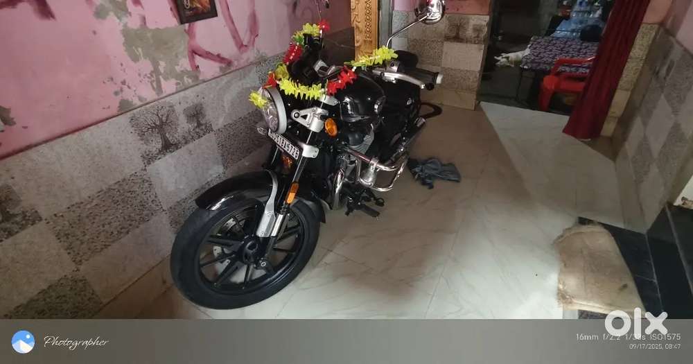 New condition total 4000 km running