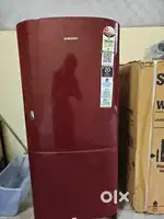 Refrigerator Model RR30C11C2RH