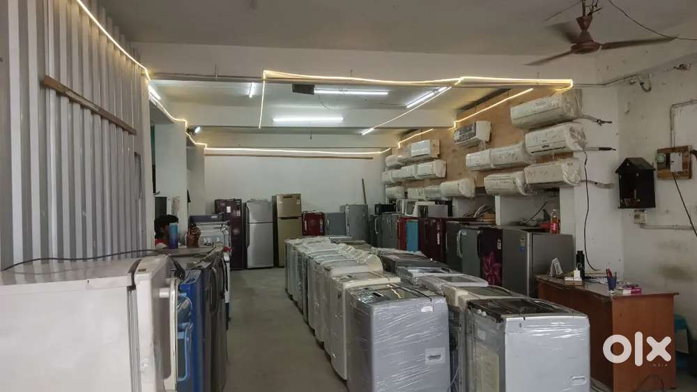 Second hand washing Machine showroom