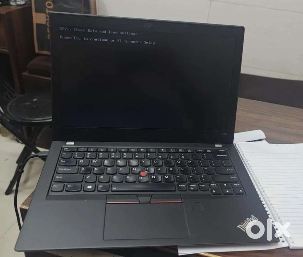 Lenovo yoga i5-7th gen,touch lap 360 rotatable weight less rs 16500