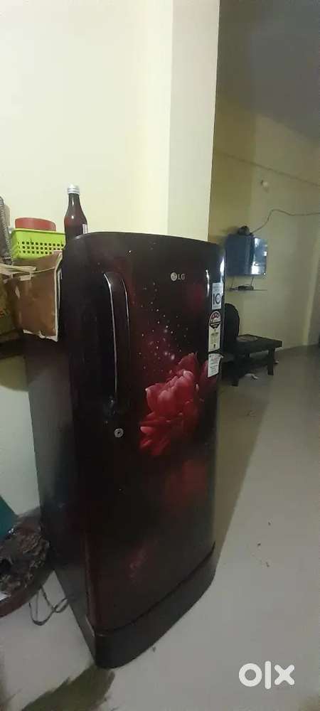 LG Fridge 180 litres