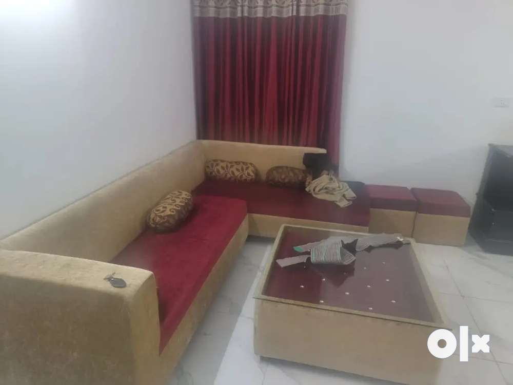 3bhk fully furnished flat on Gazipur Road Zirakpur