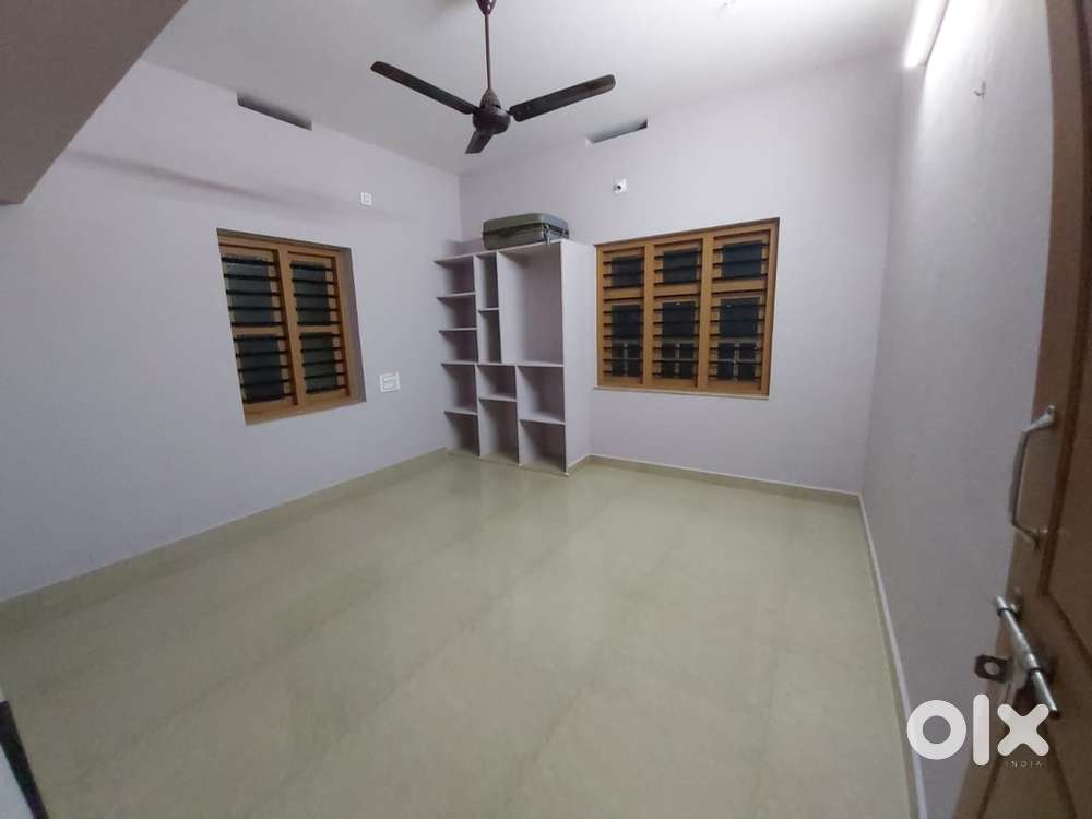 Well maintained 2bhk in a secure residential area