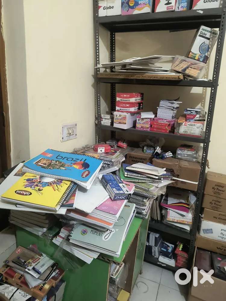 Stationery ka saara samaan