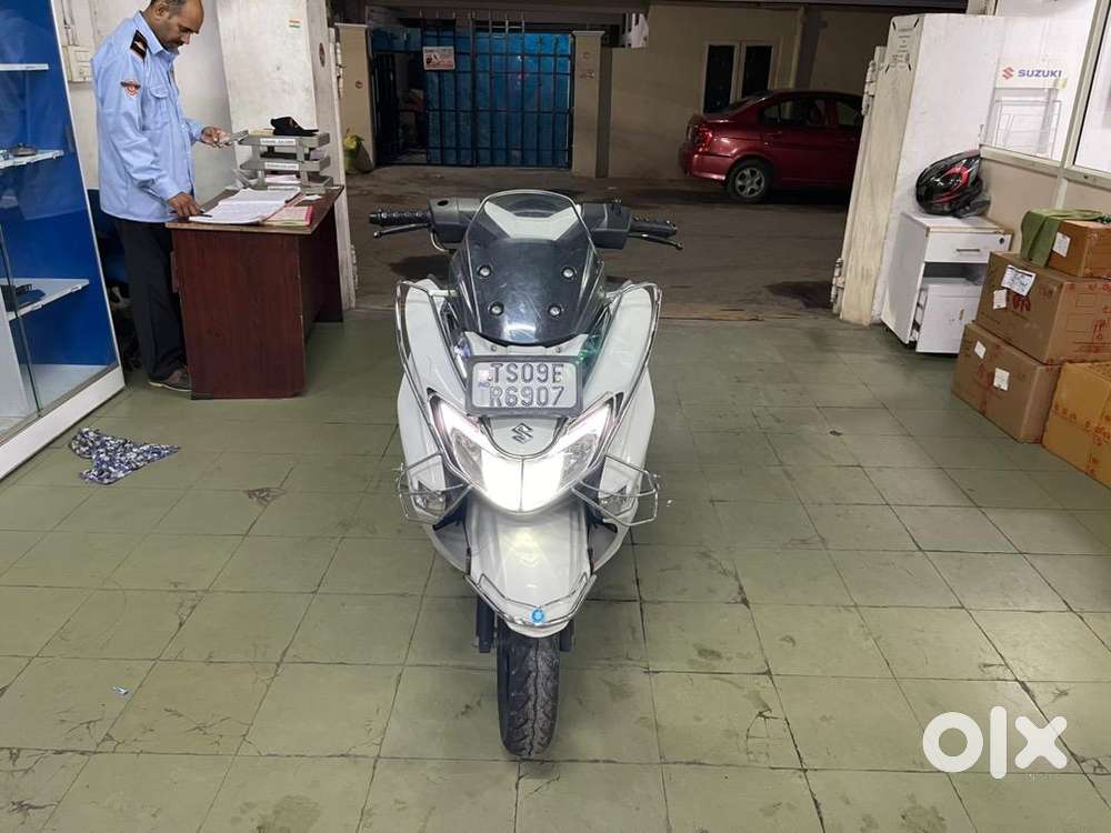 Suzuki burgman