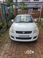 Maruti Suzuki Swift 2009 Petrol 93000 Km Driven