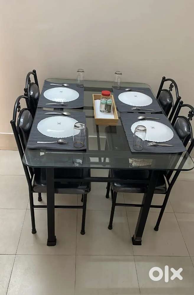 Dinning Table