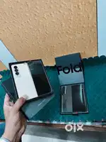 Samsung fold4 256gb box packed with bill and seller warranty