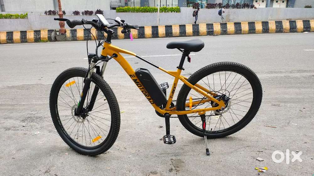 E Motorad electric cycle (Dhoni brand)